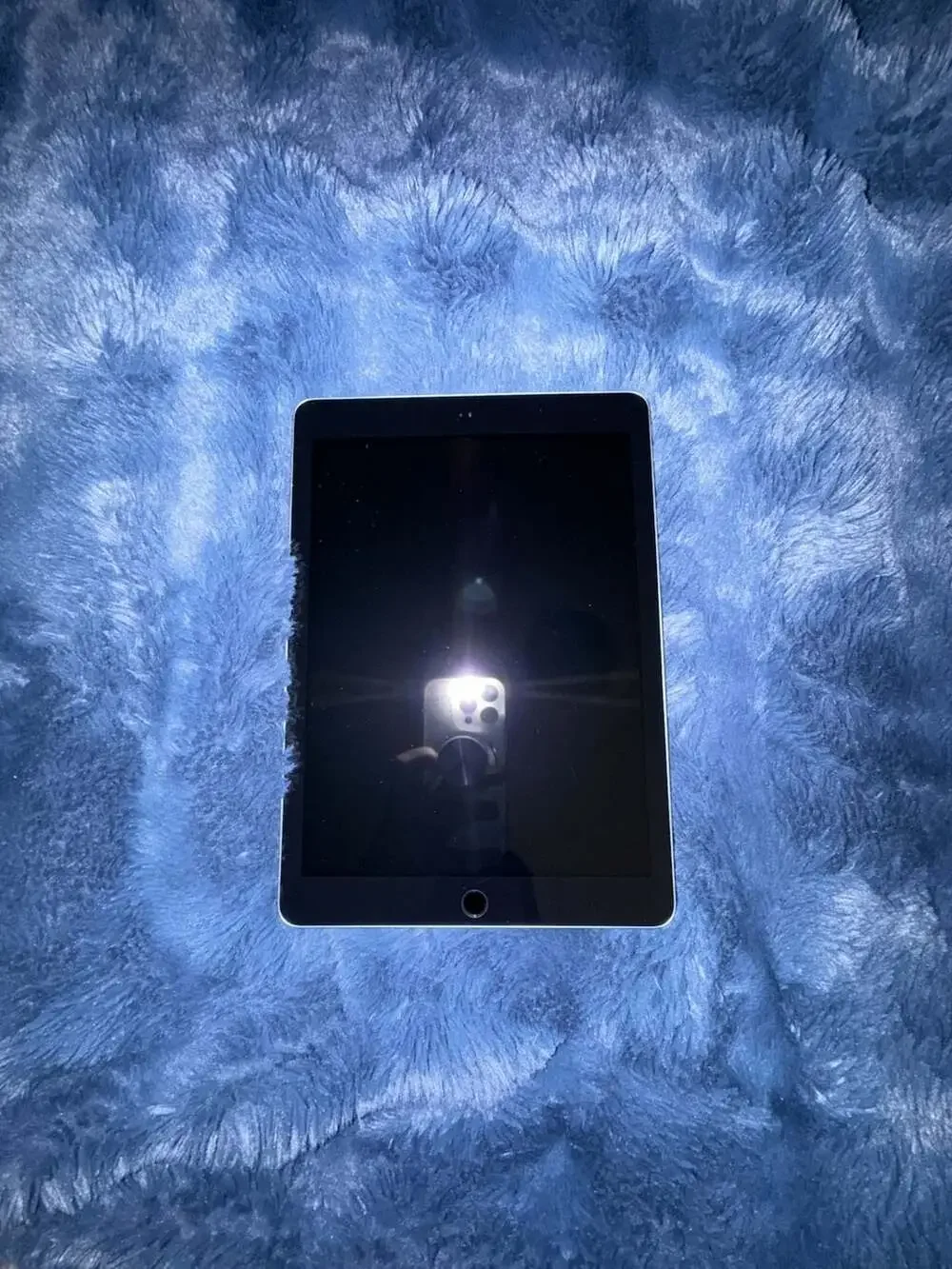 Apple iPad 6th Gen WiFi 128GB Space Gray